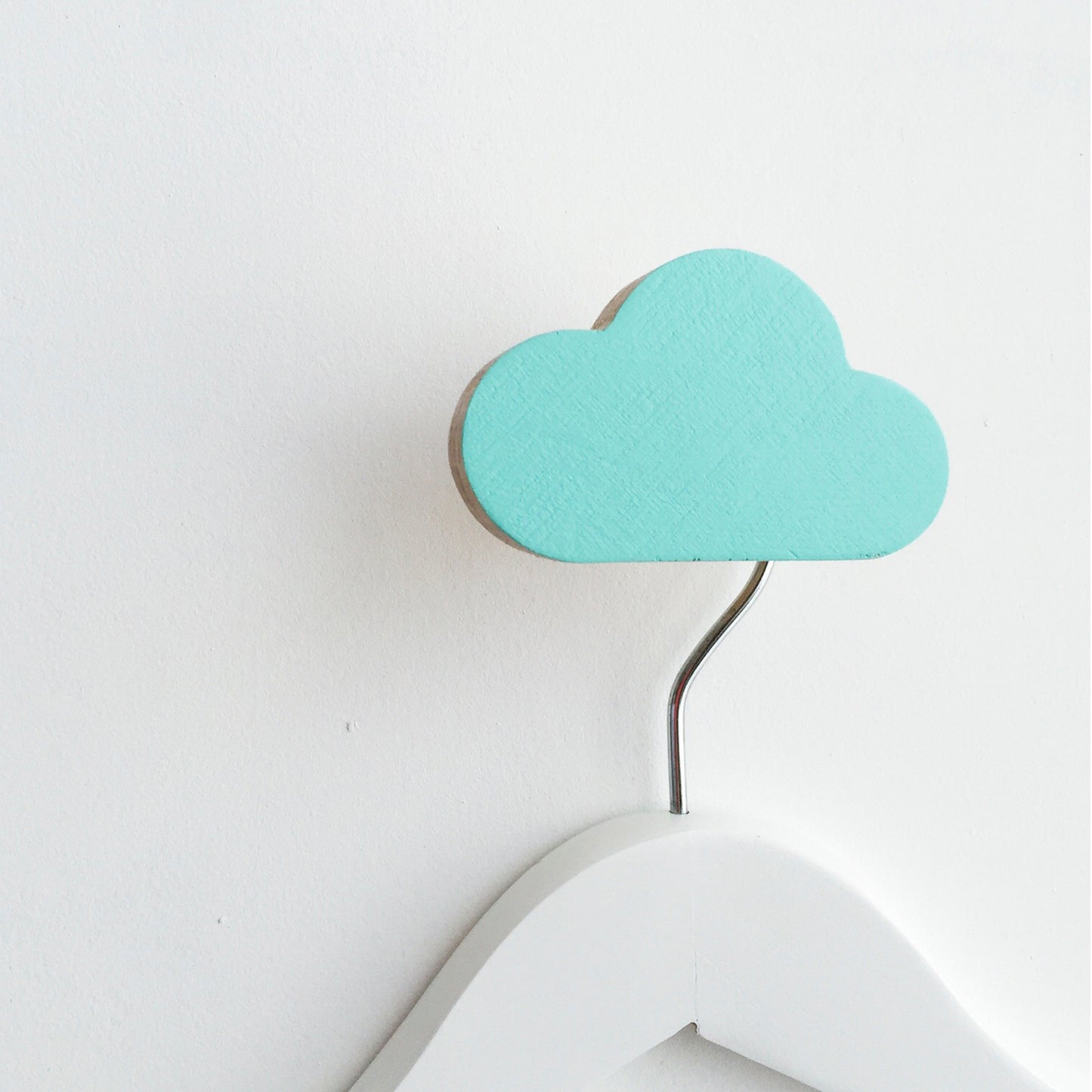 CLOUD-MINTY